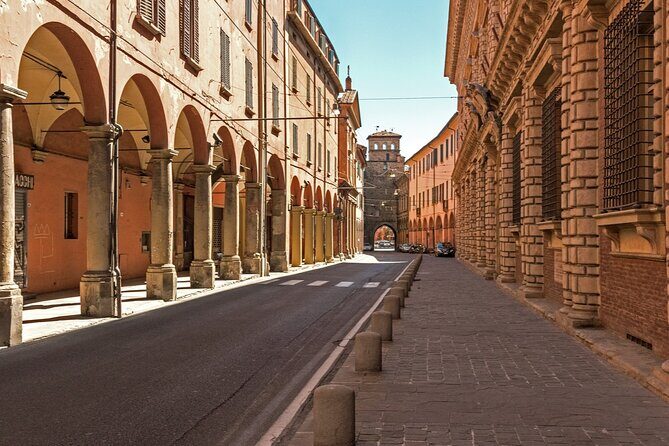 Bologna Secrets Quest: Self-Guided Hidden Gems Adventure - Where you’ll start and how the timing actually feels
