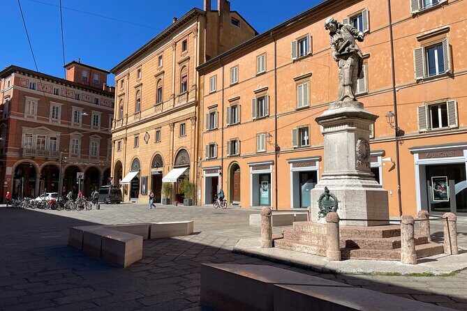 Bologna Walking Food Tour and Highlights with a Local Guide - The Walk Between Stops: Architecture, Atmosphere, and Breathing Room