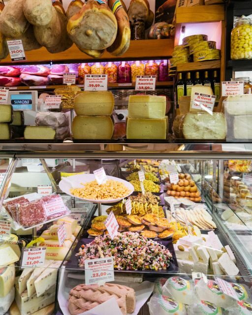 Bologna: Walking Food Tour with a Local Guide - Meeting at Fontana del Nettuno and finding your group