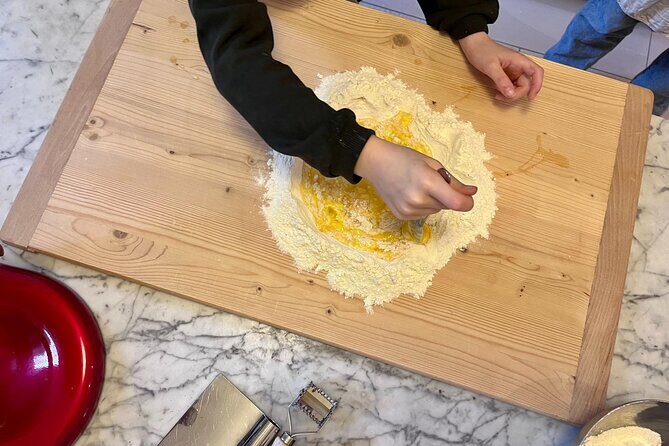 Bolognese Cooking Class with Margherita in the Historic Center - Should you book this Bolognese class in Bologna?