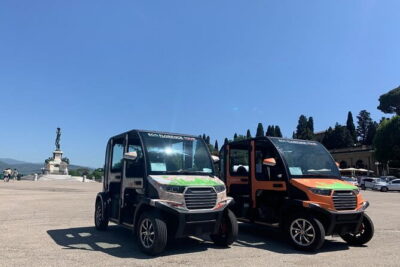 Center of Florence by golf cart - Santa Croce and Piazza Santa Croce: the Classic Florence Opening