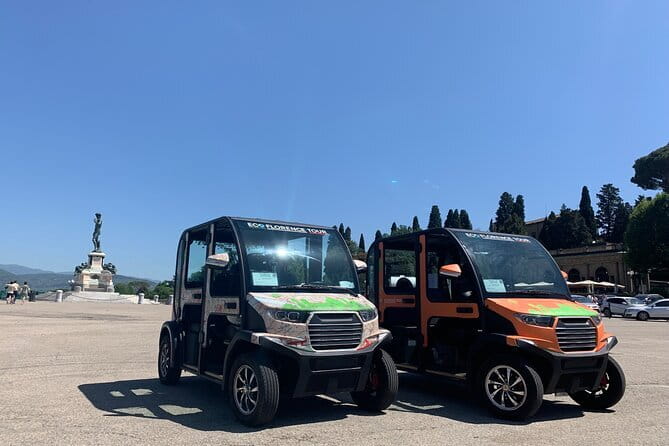 Center of Florence by golf cart - Santa Croce and Piazza Santa Croce: the Classic Florence Opening