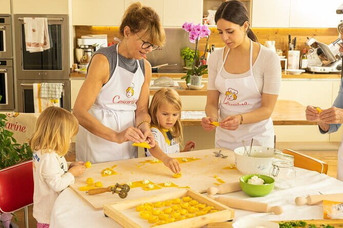 Cesarine: Cooking Class with tasting at Local's Home in Florence - Key highlights to know before you book