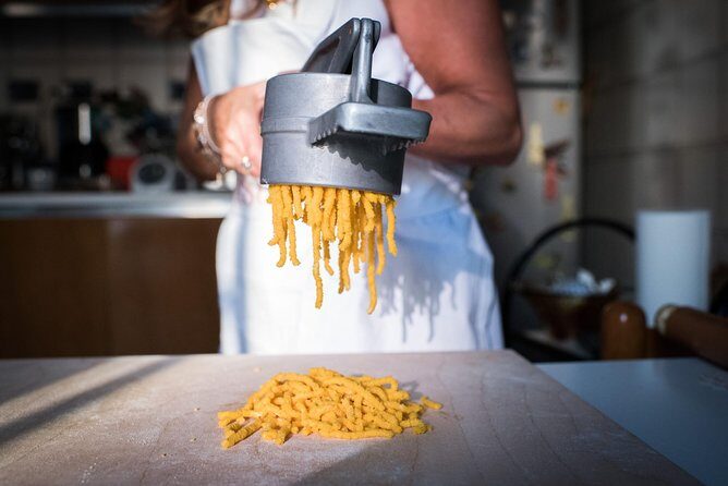 Cesarine: Market Tour & Cooking Class at Local's Home in Bologna - Should you book this Cesarine Market Tour & Cooking Class?