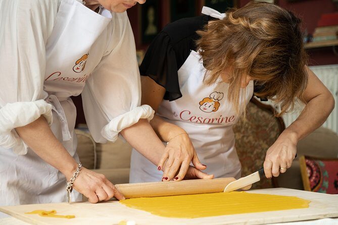Cesarine: Small group Tortellini Class at Local's Home in Bologna - Bologna Tortellini at a Local Home: Why This Format Works