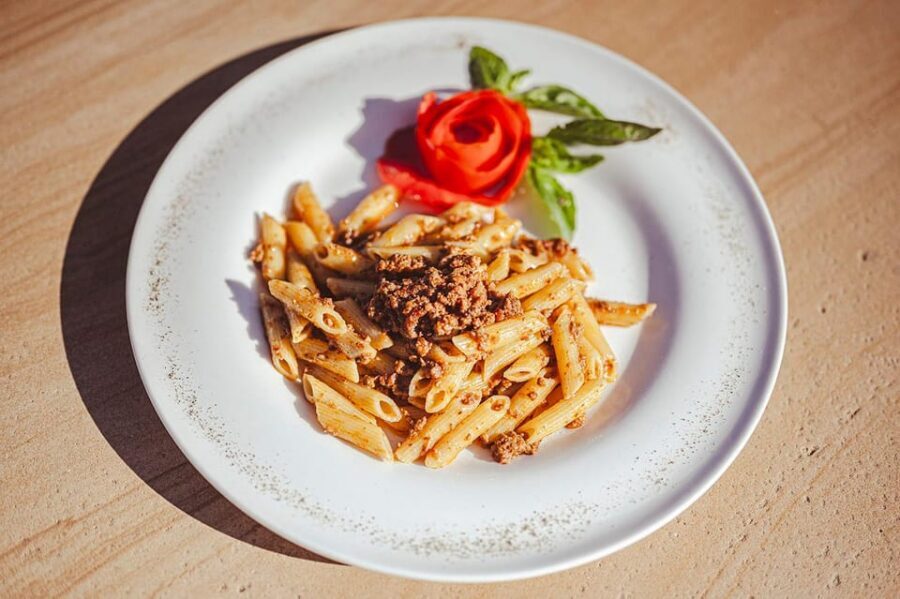 Chianti: Lunch with Wine Tasting at Poggio ai Laghi Winery - Poggio ai Laghi in Chianti: what this 2-hour lunch is really about
