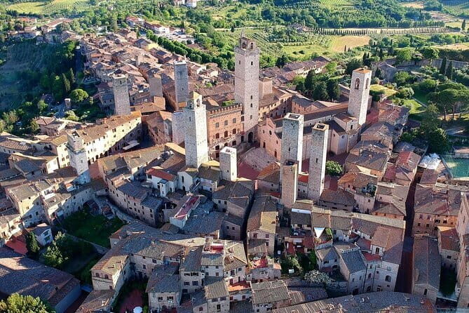 Chianti, San Gimignano and Siena Full Day Trip with Wine Tastings - Lunch at Piazza del Campo: how optional meals can change your budget