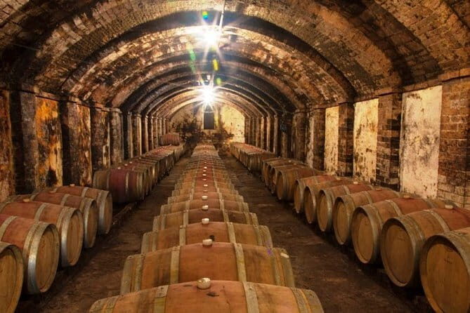 Chianti & Supertuscan Private Tour 2 Wineries with light lunch - Strada in Chianti first: setting the scene and warming up your palate