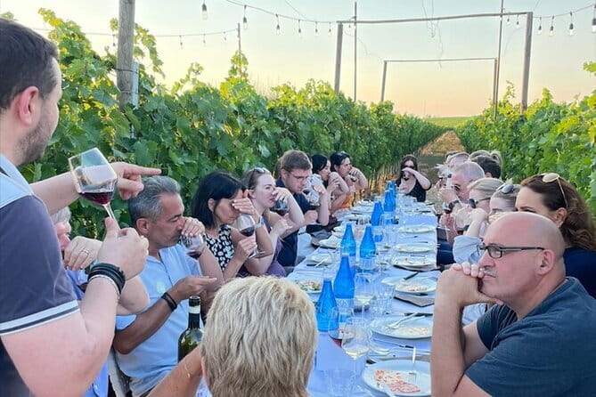 Chianti vineyards: Small-Group tour with wine tasting & Dinner - The Small-Scale Winery Walk: Chapel, Cellars, and Wine Tastings