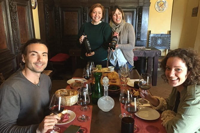 Chianti Wine Tour with 3 Wineries, Food Pairings and Tuscan Lunch - Impruneta square stop: terracotta and a quick local reset