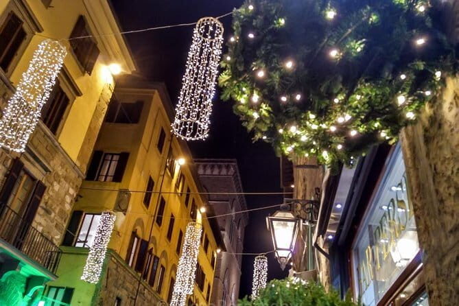 Christmas Lights Private Photo Tour in Florence - Stop 1: Piazza della Repubblica for Night Squares and Clean Composition
