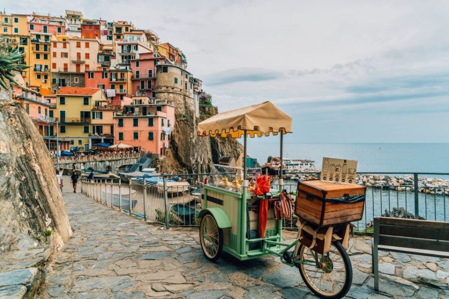 Cinque Terre: Full-Day Private Tour from Florence - From Florence to Lucca: a countryside warm-up before the coast