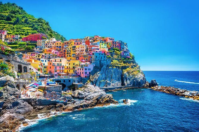 Cinque Terre tour in Small Group from Pisa - From Pisa to the coast: air-conditioned comfort and a clear game plan