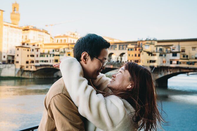 Classic Photoshoot in Florence - Where the shoot starts: Portrait Firenze by the Lungarno