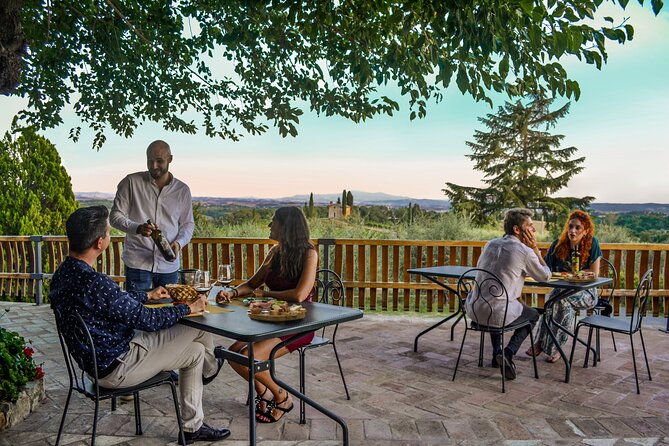 "CLASSIC" Wine Tasting and Typical Tuscan Products - Getting There From Siena: Expect a Short Ride, Plan for It