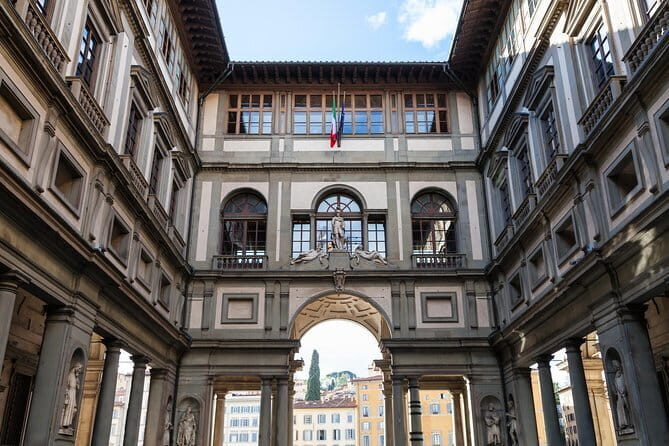 Combo Privado : Accademia, paseo por la ciudad y Galeria Uffizi - How the guides can change the experience (Debora and Alma as proof)