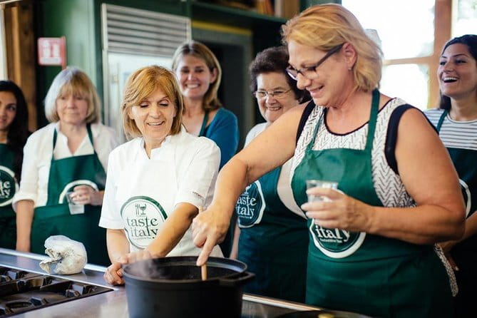 Cooking Class and Lunch at a Tuscan Farmhouse with Local Market Tour from Florence - The Trip to the Tuscan Hills: Why the Minibus Ride Is Part of the Point