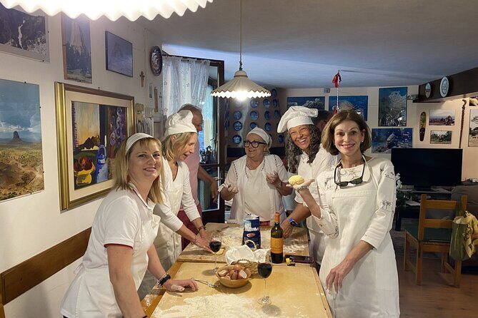 Cooking class in Tuscan Villa near Cortona - Dietary needs: tell them early, and you’ll be taken care of