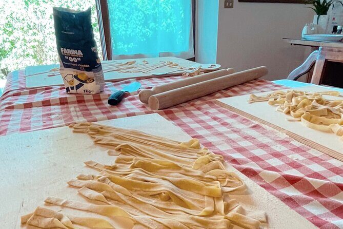 Cooking Class in Tuscany - Learning With Local Hands: How Tuscan Techniques Get Explained