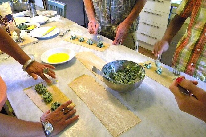 Cooking Class in Tuscany - The Off-the-Map Setting: Organic Farms, Castles, and a Slower Pace