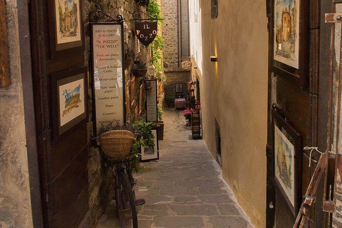 Cortona private walking Tour - Piazza Garibaldi Start: The Smart Way to Get Oriented