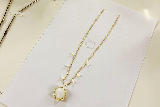 Create your own Jewellery in Florence - How the workshop goes from design idea to wearable result
