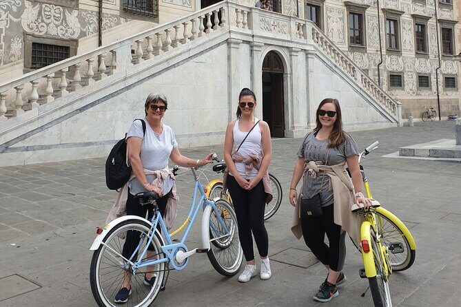 Cycling Pisa highlights & hidden treasures - half day tour - Piazza delle Vettovaglie: A Market Square You Can Actually Use