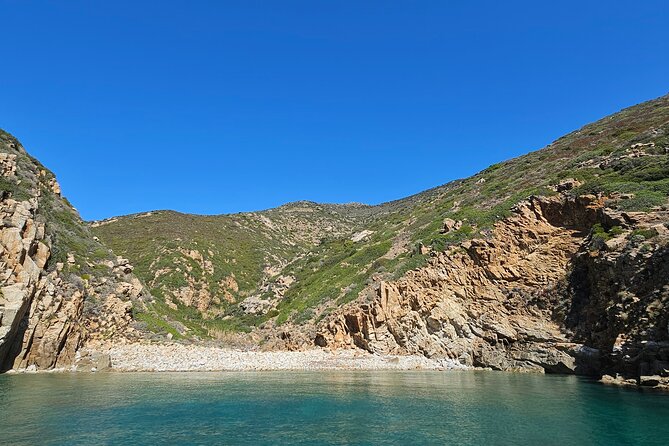 Daily excursions and guaranteed fun in Argentario - Gear you’ll use: snorkeling kit, SUP, and seabobs