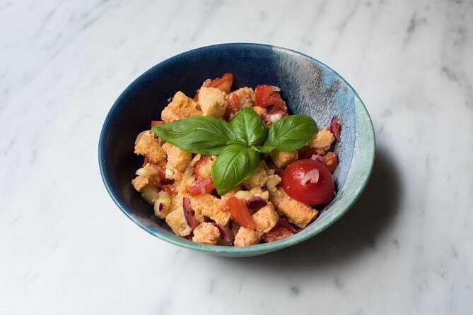 Dining experience at a local's home in Arezzo with show cooking - Why this Arezzo home cooking beats most restaurant dinners