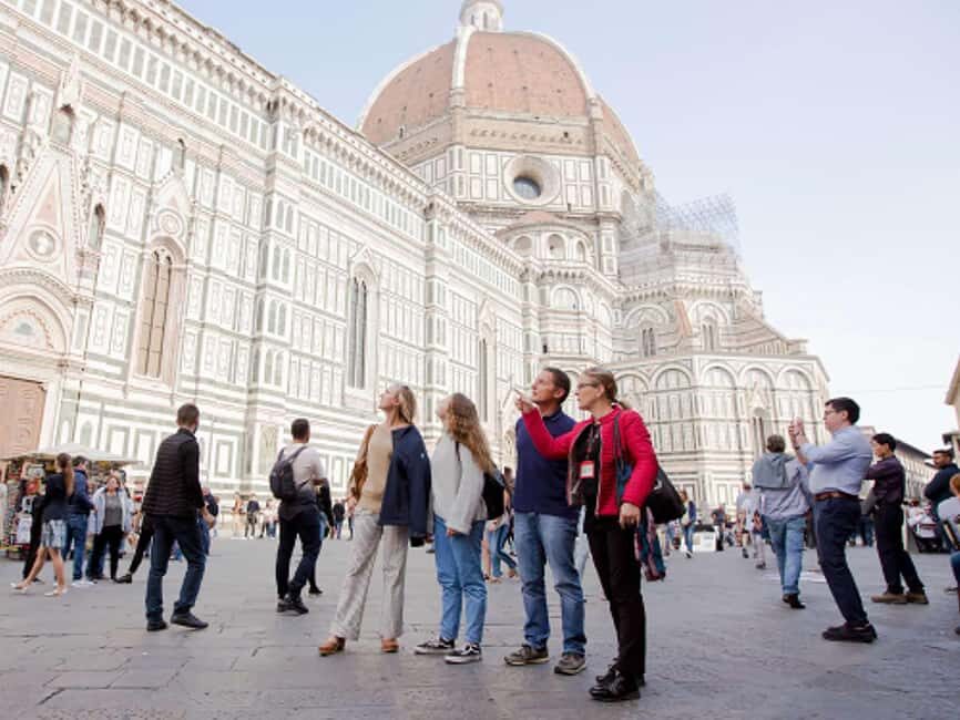 Discover Florence Walking Tour: Guided Tour - Piazza della Signoria and Palazzo Vecchio: power, statues, and political drama