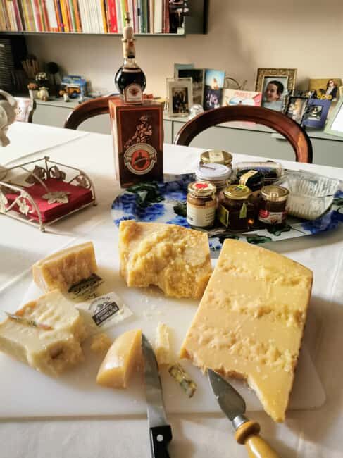 Emilia Romagna cheese tour - Parmigiano Reggiano: why the king gets treated like the king