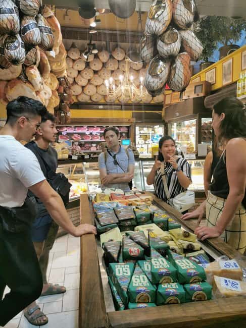 Emilia Romagna cheese tour - Starting in the Bologna market: the fastest way to get oriented