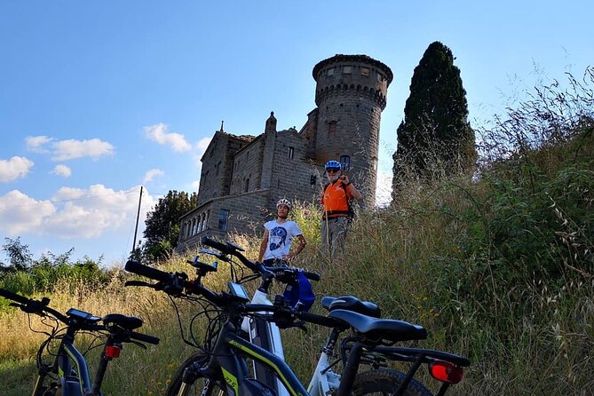 Enobike tour to Lake Corbara and Titignano Castle - Tenuta di Freddano: organic wine tasting with local food