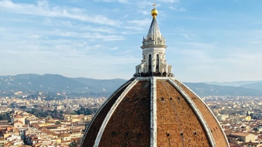 Entry Tickets to Brunelleschi's Cupola in Florence - Meeting Point at Piazza del Duomo: The Lindt Shop and a Smooth Start