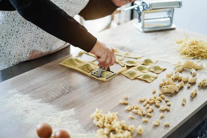 Every Day Cooking Class in Lucca Italy - The 2.5-hour flow: aperitivo, fresh pasta, and tiramisù