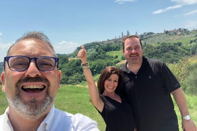 Excellent Wine experience in English , Español, Purtuguês - San Gimignano’s towers: the medieval skyline you came for