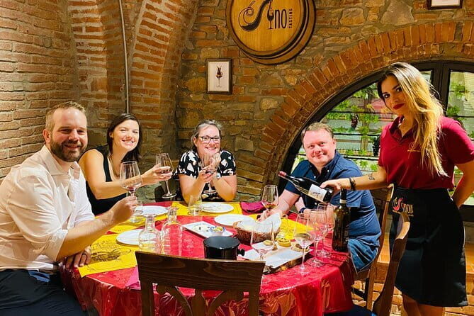 Excellent Wine experience in English , Español, Purtuguês - The family winery and Chianti tasting pause