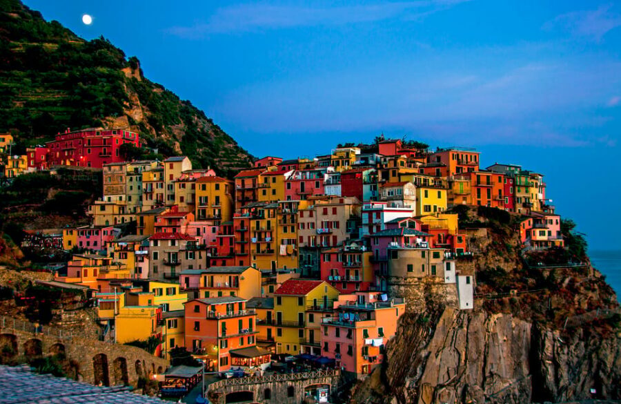 Exclusive Cinque Terre Day Trip from Florence - Your Private Transport Plan: Pickup, Trains, and the Ferry Segment