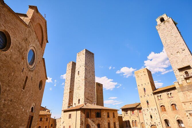 Exclusive Siena and San Gimignano Tour & Chianti Wine Experience - San Gimignano: towers, plazas, and the joy of real free time