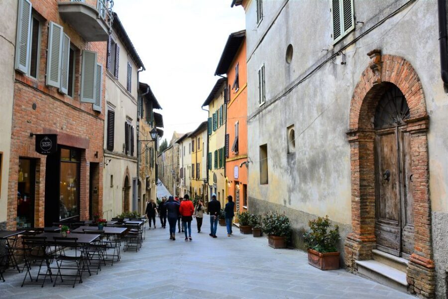Exclusive Val d’Orcia Full-Day Wine Tour from Florence - Understanding the wines: what a Sangiovese-focused tasting teaches you