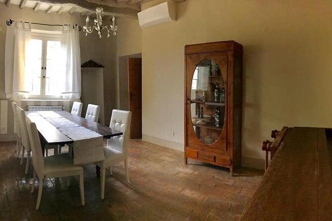 Extra Virgin Olive Oil Experience - Your Hosts: Podere di Monti and the People Behind the Oil