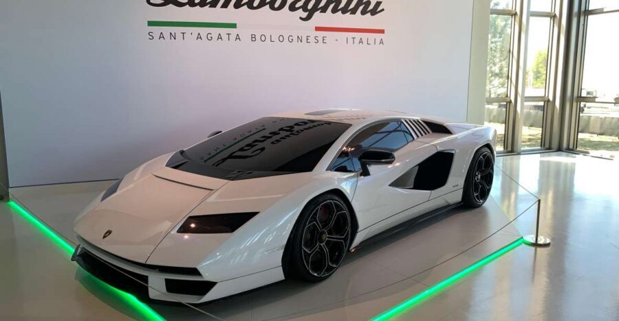 Ferrari Lamborghini Museums - Pagani Museum Factory - Lunch - Pagani Museum and Factory: carbon fiber, art-level craft, and real production views