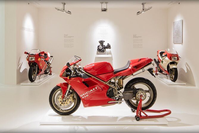 Ferrari Museum, Ducati Lamborghini Factories and Museums - Lamborghini factory and museum: where the day turns loud