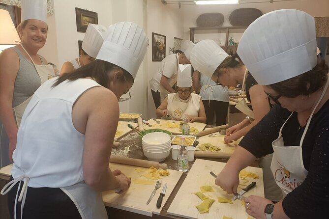 Fettuccine & Ravioli Class in Assisi’s Home-Style Cooking School - Rolling Fettuccine: Turning Dough Into Noodles