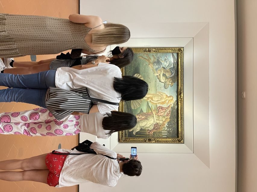 Firenze: Uffizi Tour per famiglie - Ticket logistics: the one thing you must handle yourself