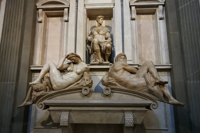 Florence: 1.5 hour Medici Chapels monolingual small-group guided tour - Key things I’d zero in on