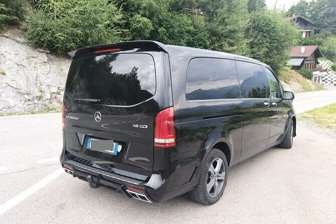 Florence Airport (FLR) to Florence hotels - Arrival Private Transfer - Service style: English-speaking drivers and helpful drop-offs