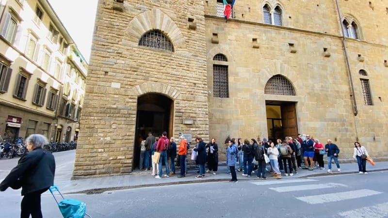 Florence: Bargello Museum Guided Tour with Entry Ticket - First Stops: Ground Floor Rooms and the Michelangelo Focus