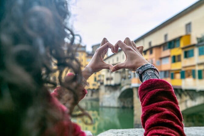Florence by Night Guided Walking Tour:Duomo Old Bridge & All Must-See Highlights - Key things to look forward to on this Florence night walk