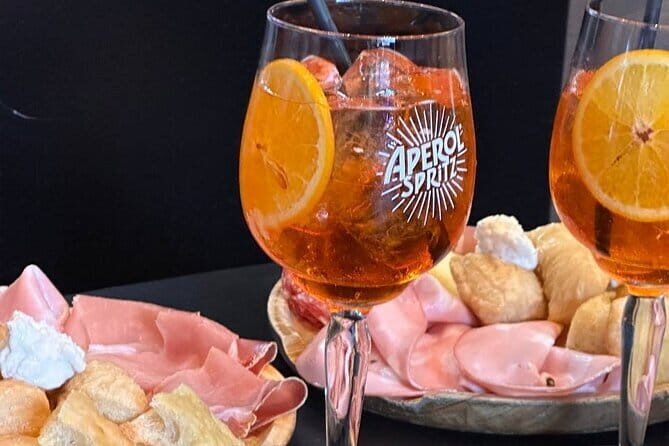 Florence by night with aperitivo - Meeting Point and Timing: What 6:45 pm Changes
